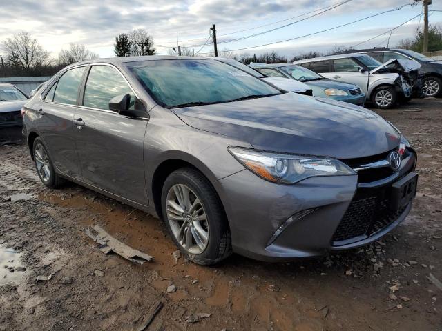 4T1BF1FK6HU622611 - 2017 TOYOTA CAMRY LE GRAY photo 4