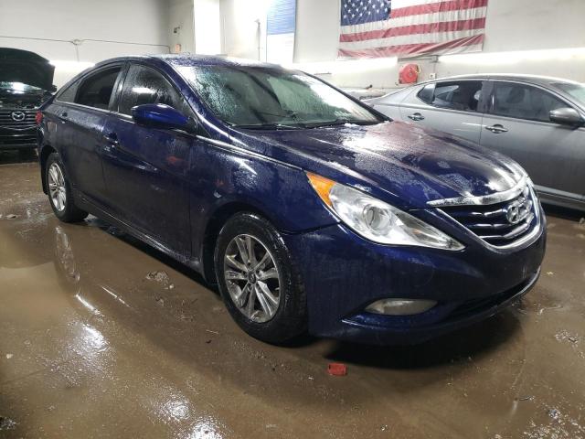 5NPEB4AC4DH670403 - 2013 HYUNDAI SONATA GLS BLUE photo 4