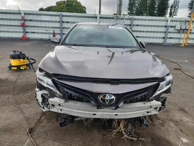 4T1C11AKXPU140300 - 2023 TOYOTA CAMRY LE GRAY photo 5