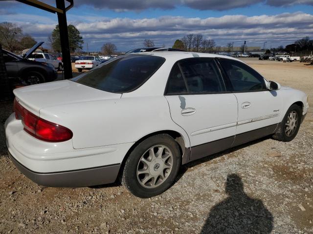 2G4WF5216W1504430 - 1998 BUICK REGAL GS WHITE photo 3