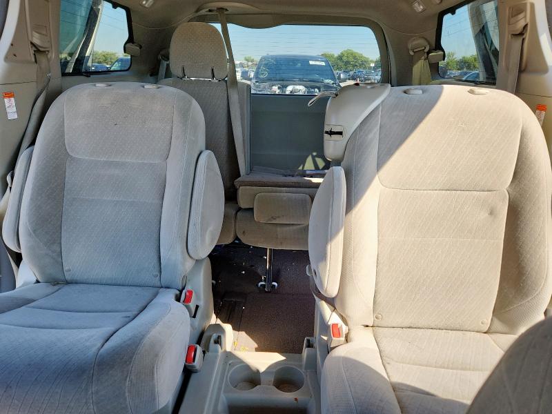 5TDKZ3DC7HS842234 - 2017 TOYOTA SIENNA LE 白色 照片 10