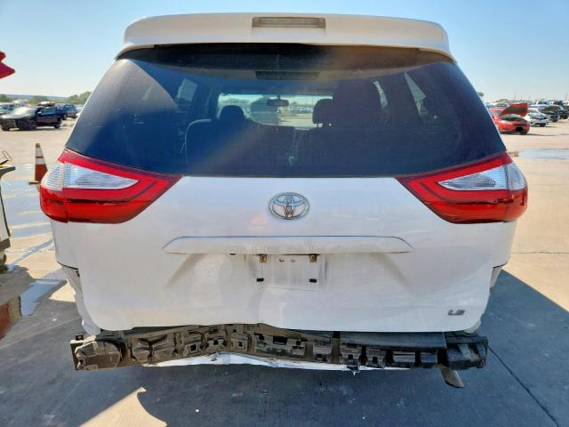 5TDKZ3DC7HS842234 - 2017 TOYOTA SIENNA LE 白色 照片 6