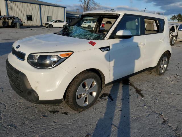 KNDJN2A23F7793781 - 2015 KIA SOUL WHITE photo 1