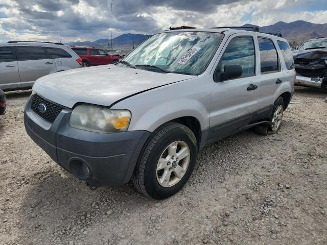 2005 FORD ESCAPE XLT, 