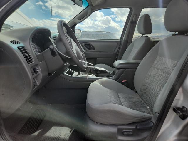 1FMYU93155KB28032 - 2005 FORD ESCAPE XLT SILVER photo 7