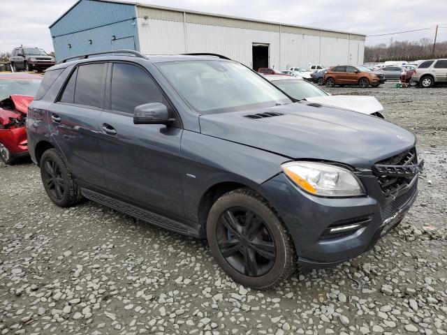 4JGDA5HB2CA064830 - 2012 MERCEDES-BENZ ML 350 4MATIC CHARCOAL photo 4