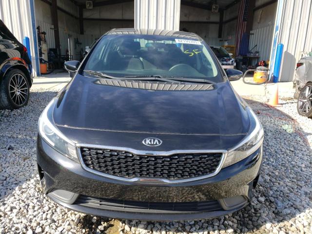 3KPFK4A74HE091347 - 2017 KIA FORTE LX BLACK photo 5