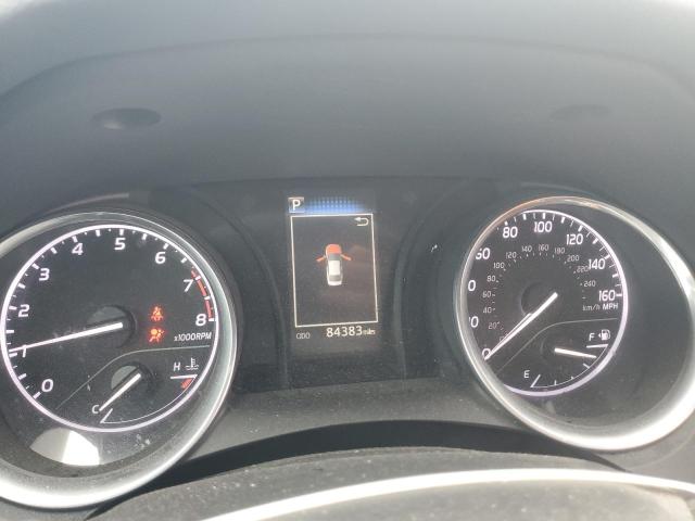 4T1B11HK3JU554947 - 2018 TOYOTA CAMRY L WHITE photo 9