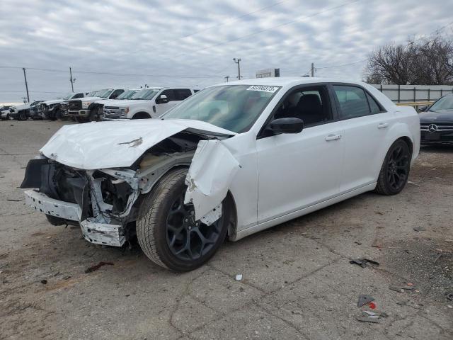 2C3CCAAG7KH610244 - 2019 CHRYSLER 300 TOURING WHITE photo 1