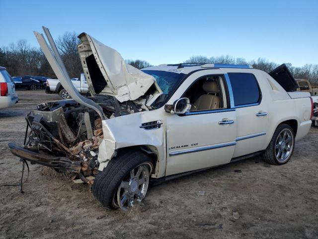 2010 CADILLAC ESCALADE EXT PREMIUM, 