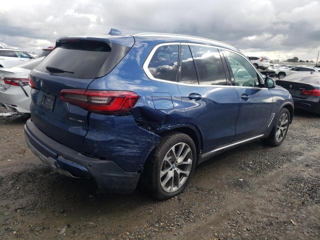 5UXCR6C56KLL39844 - 2019 BMW X5 XDRIVE40I BLUE photo 3