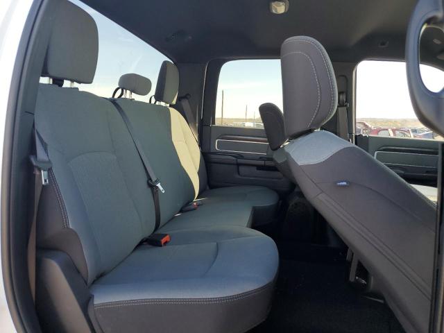 3C6UR5DL0NG321281 - 2022 RAM 2500 BIG HORN/LONE STAR WHITE photo 10