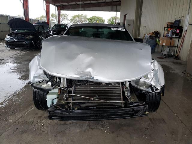 1ZVHT80N765127020 - 2006 FORD MUSTANG SILVER photo 5