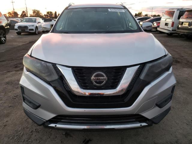 KNMAT2MTXJP569460 - 2018 NISSAN ROGUE S SILVER photo 5