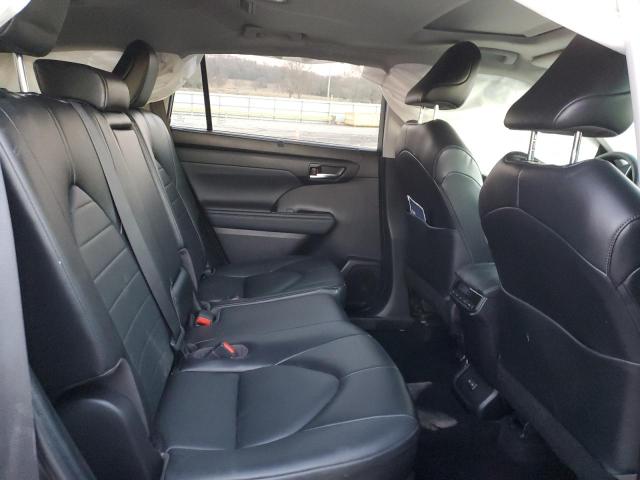 5TDGZRAH4NS543448 - 2022 TOYOTA HIGHLANDER XLE GRAY photo 11