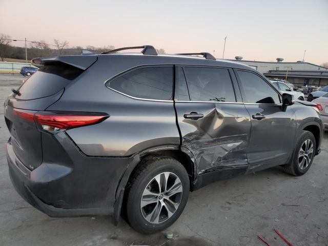 5TDGZRAH4NS543448 - 2022 TOYOTA HIGHLANDER XLE GRAY photo 3