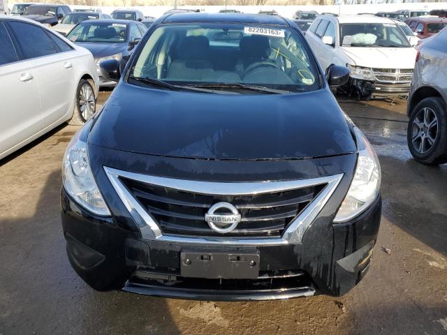 3N1CN7AP3KL874323 - 2019 NISSAN VERSA S BLACK photo 5