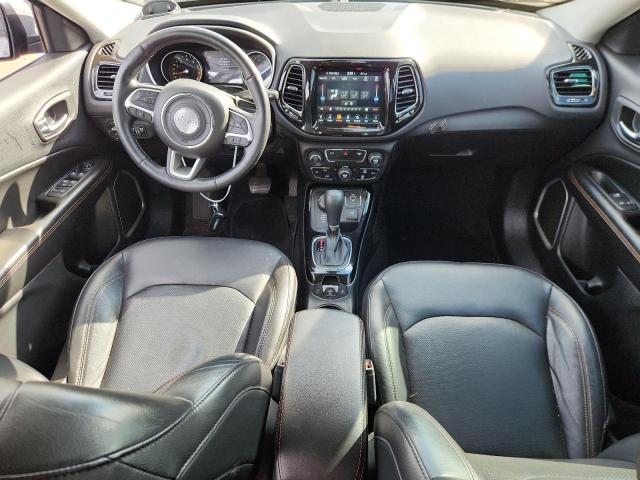 3C4NJDCB8JT104604 - 2018 JEEP COMPASS LIMITED 银色 照片 8