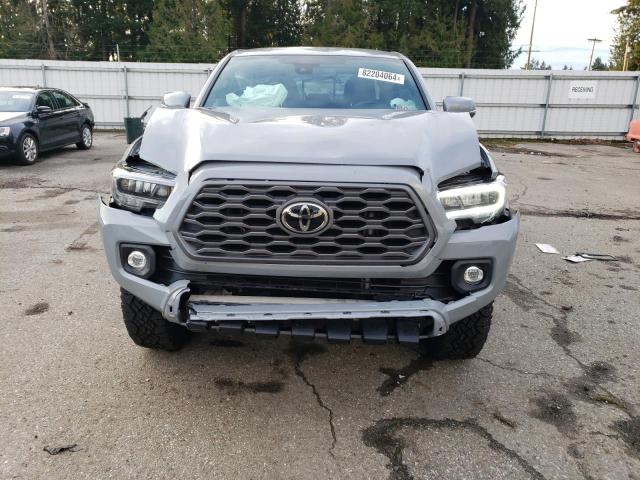 3TMCZ5AN9LM346818 - 2020 TOYOTA TACOMA DOUBLE CAB GRAY photo 5