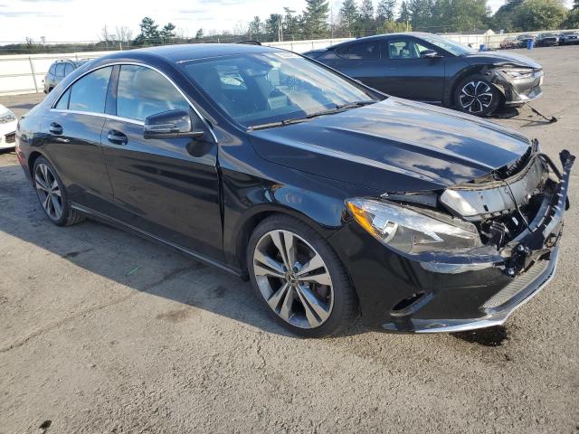 WDDSJ4EB6KN705372 - 2019 MERCEDES-BENZ CLA 250 Noir photo 4
