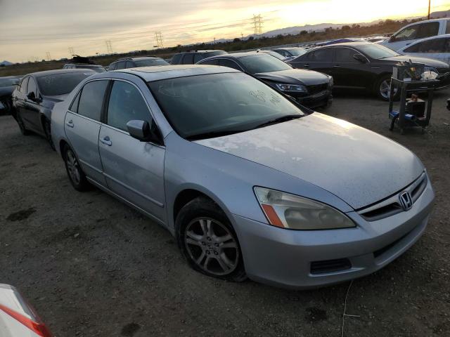 1HGCM56726A062796 - 2006 HONDA ACCORD EX SILVER photo 4