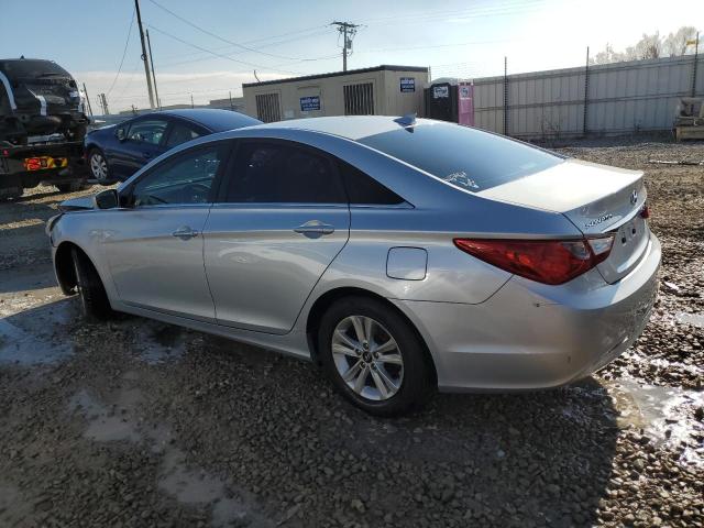 5NPEB4AC1DH795293 - 2013 HYUNDAI SONATA GLS SILVER photo 2