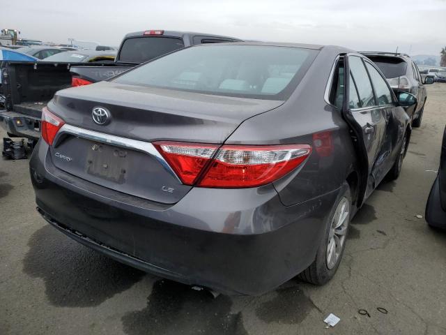 4T4BF1FK7FR498626 - 2015 TOYOTA CAMRY LE GRAY photo 3