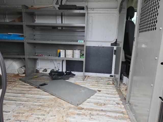 3C6TRVDG1JE117478 - 2018 RAM PROMASTER 2500 HIGH 白色 照片 11