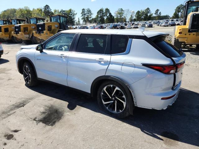 JA4T5UA92PZ040017 - 2023 MITSUBISHI OUTLANDER SE WHITE photo 2