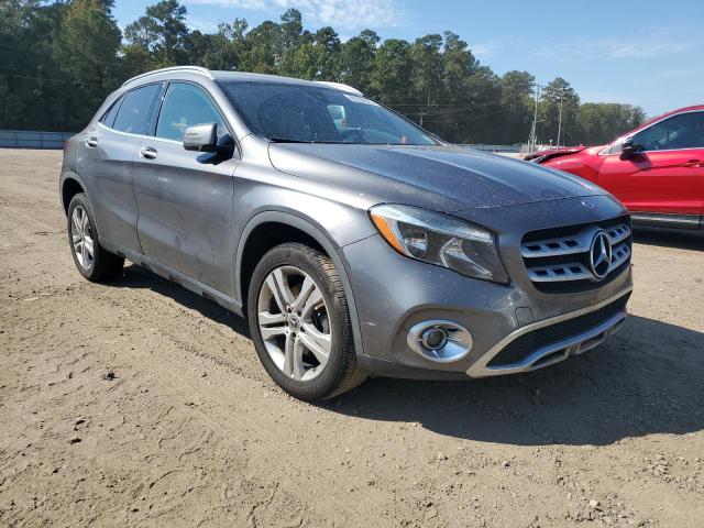 WDCTG4EB3JJ439712 - 2018 MERCEDES-BENZ GLA 250 GRAY photo 4