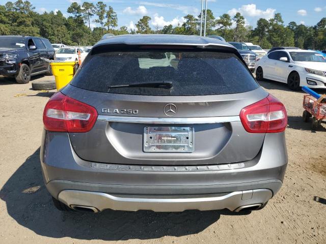 WDCTG4EB3JJ439712 - 2018 MERCEDES-BENZ GLA 250 GRAY photo 6