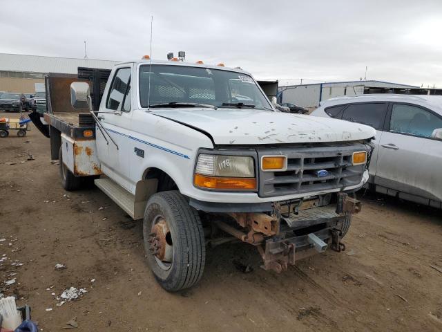 2FDKF38G5PCB11457 - 1993 FORD F350 WHITE photo 4