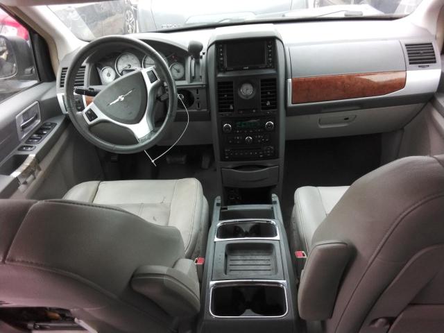 2A8HR54P58R124837 - 2008 CHRYSLER TOWN & COUNTRY TOURING Blau Foto 8