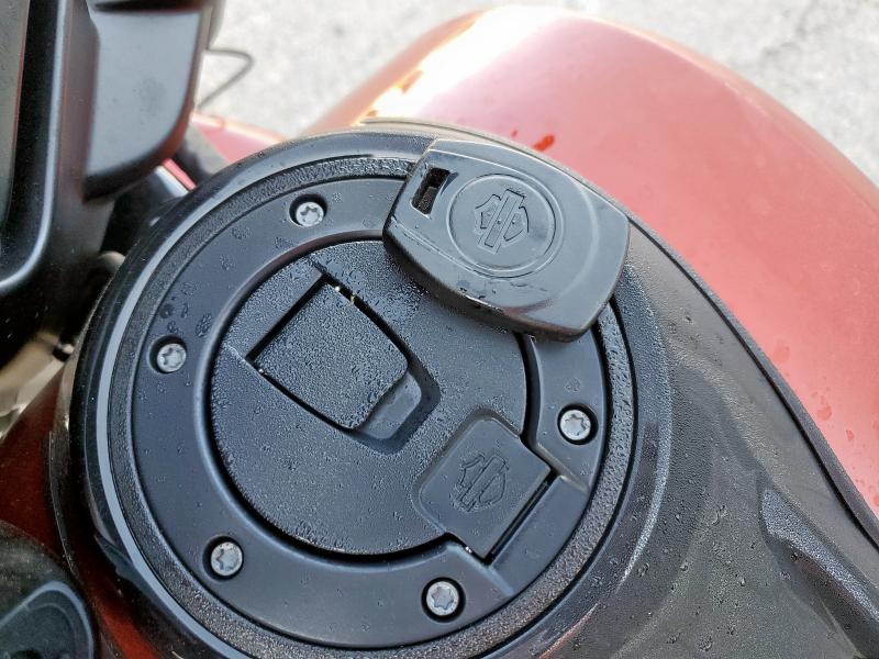 1HD1KB715SB630854 - 2025 HARLEY-DAVIDSON FLHX Қызыл фото 8