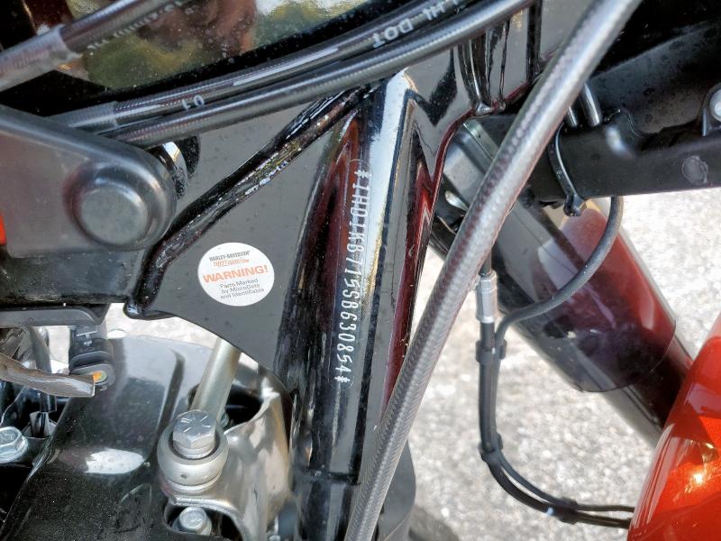 1HD1KB715SB630854 - 2025 HARLEY-DAVIDSON FLHX Қызыл фото 9