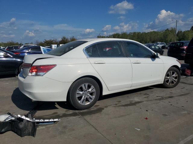 1HGCP2F40CA088756 - 2012 HONDA ACCORD LXP WHITE photo 3