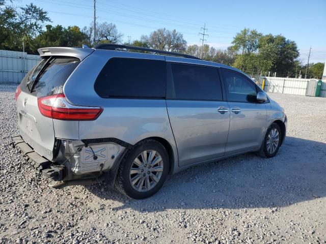 5TDDK3DC6BS003504 - 2011 TOYOTA SIENNA XLE SILVER photo 3
