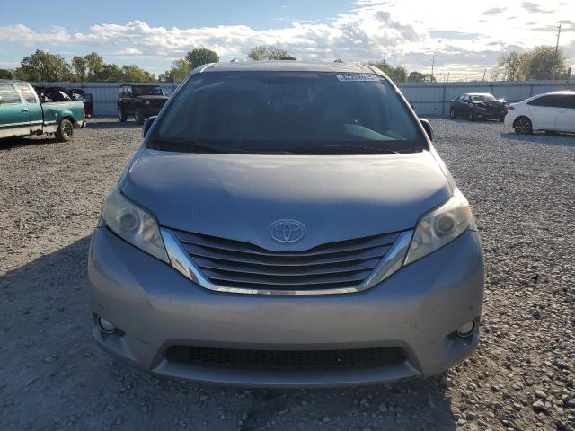 5TDDK3DC6BS003504 - 2011 TOYOTA SIENNA XLE SILVER photo 5