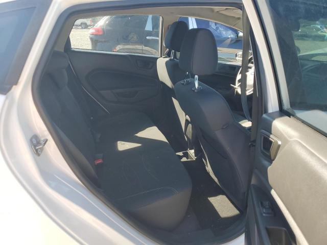 3FADP4EJ3KM101075 - 2019 FORD FIESTA SE WHITE photo 11