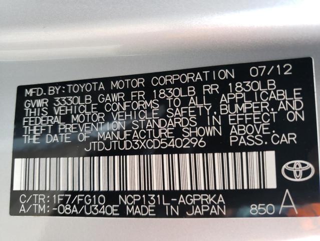 JTDJTUD3XCD540296 - 2012 TOYOTA YARIS SILVER photo 13