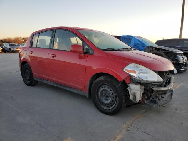 3N1BC1CP3CK221798 - 2012 NISSAN VERSA S RED photo 4