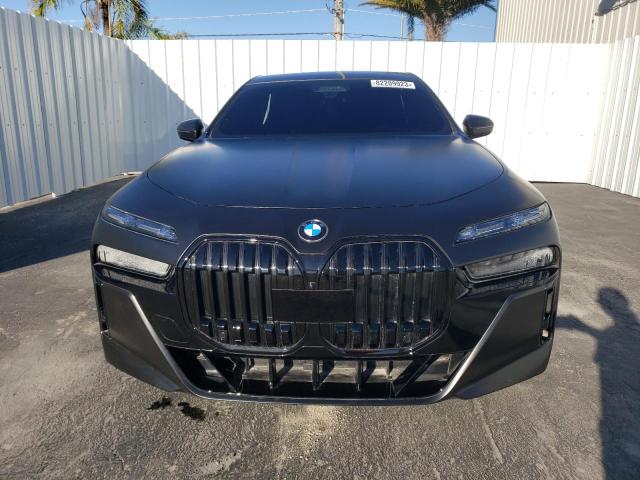 WBA33EJ09PCM14285 - 2023 BMW 760 XI BLACK photo 5