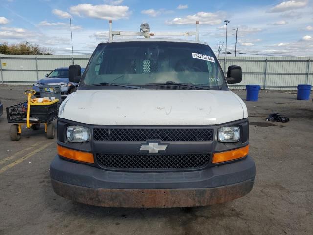 1GCFG15X381216996 - 2008 CHEVROLET EXPRESS G1 WHITE photo 5