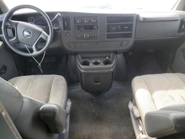 1GCFG15X381216996 - 2008 CHEVROLET EXPRESS G1 WHITE photo 8