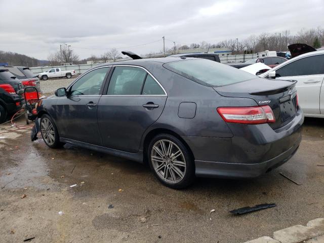 4T1BF3EK9BU605970 - 2011 TOYOTA CAMRY BASE GRAY photo 2