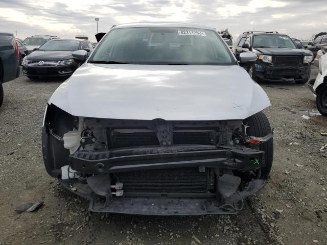 3VWD17AJ1EM238617 - 2014 VOLKSWAGEN JETTA SE SILVER photo 5