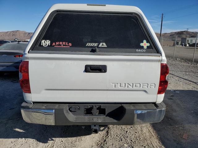 5TFDY5F16FX417047 - 2015 TOYOTA TUNDRA CREWMAX SR5 WHITE photo 6