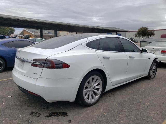 5YJSA1E22HF198681 - 2017 TESLA MODEL S Սպիտակ լուսանկար 3