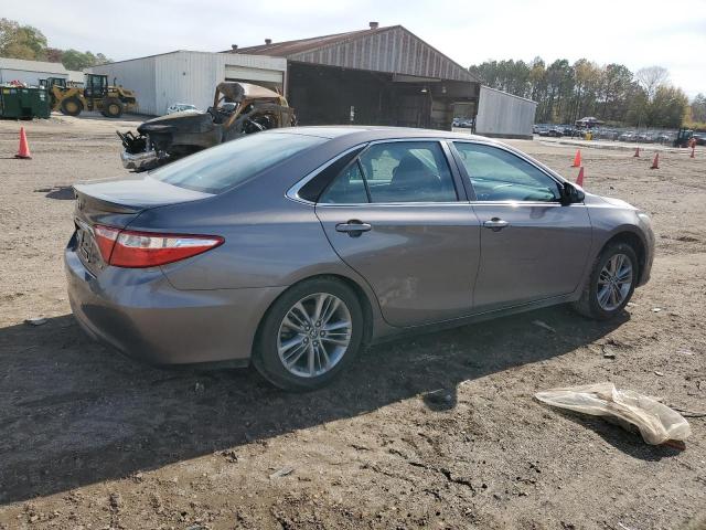 4T1BF1FK0GU612543 - 2016 TOYOTA CAMRY LE GRAY photo 3