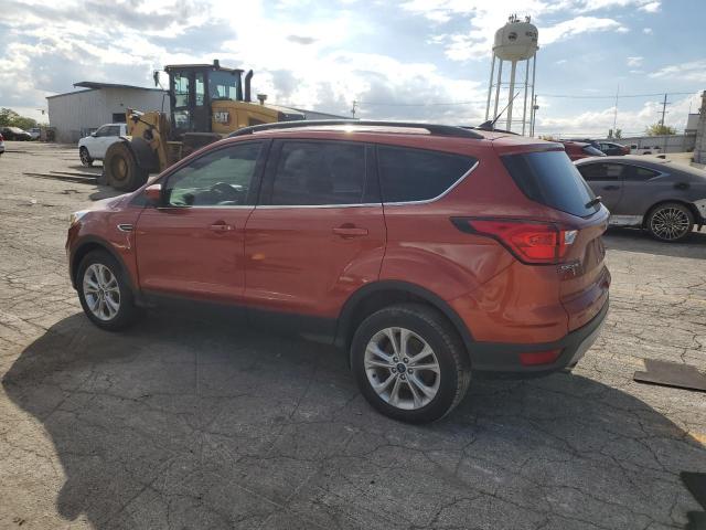 1FMCU9HD7KUB96779 - 2019 FORD ESCAPE SEL Pomarańczowy zdjęcie 2